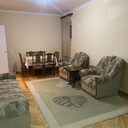 Nur Apartment In Goris Exterior foto